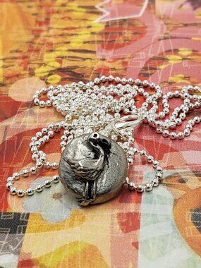 Necklace vintage Todd Oldham Button 90s Silver tone Flamingo bird Florida